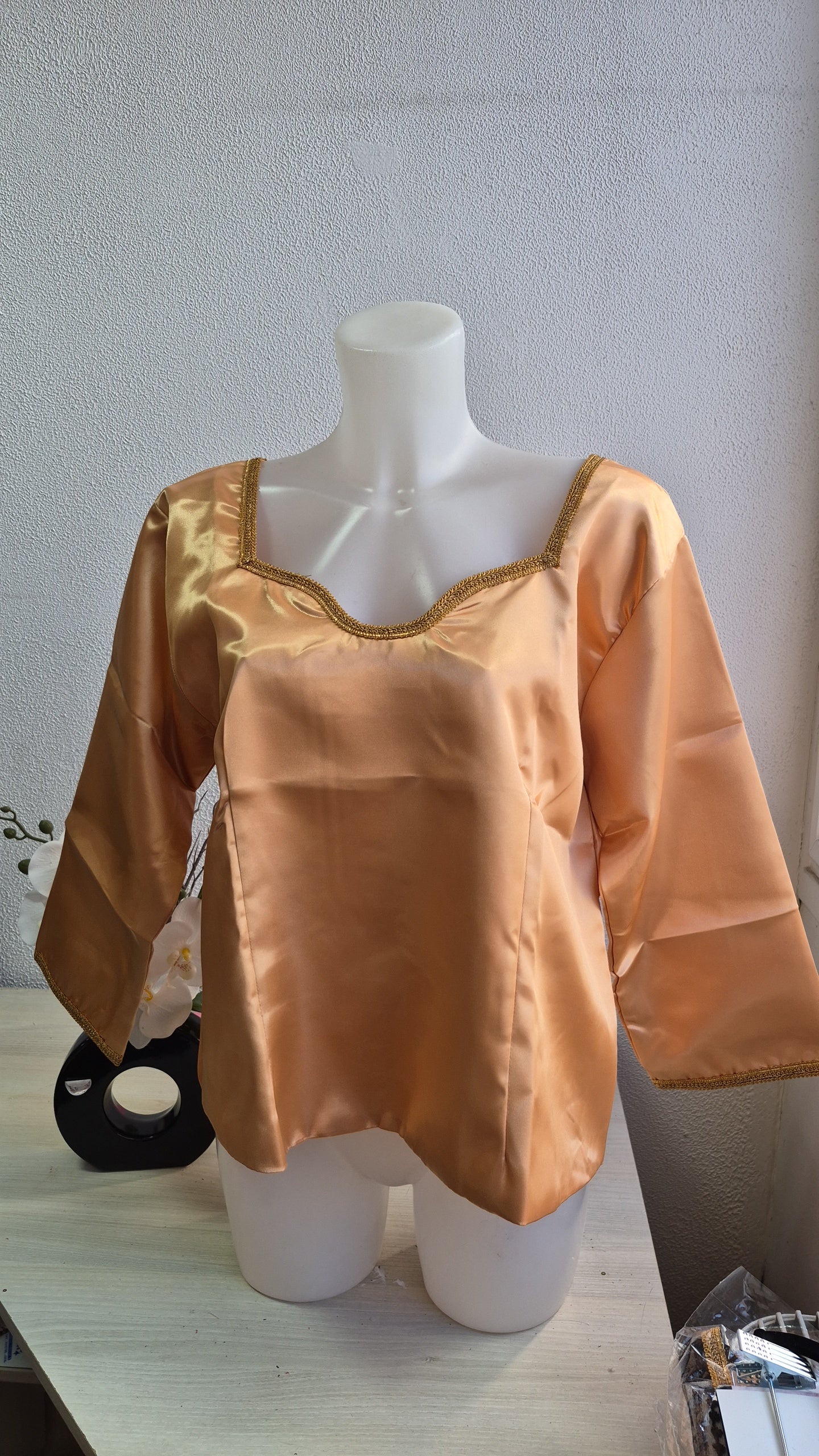 rn-image_picker_lib_temp_55cd6ac2-41dc-4224-828b-99bbbd20af33.jpg Body satin – Image 1